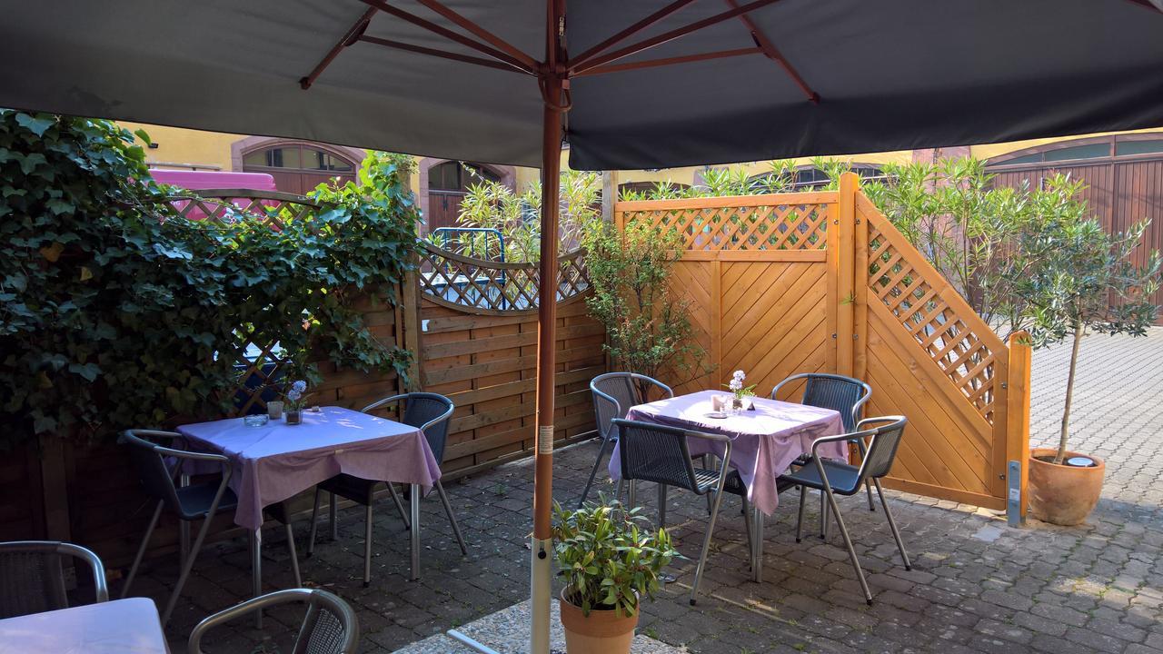 Hotel Restaurant Hambacher Winzer Neustadt an der Weinstraße Exterior foto